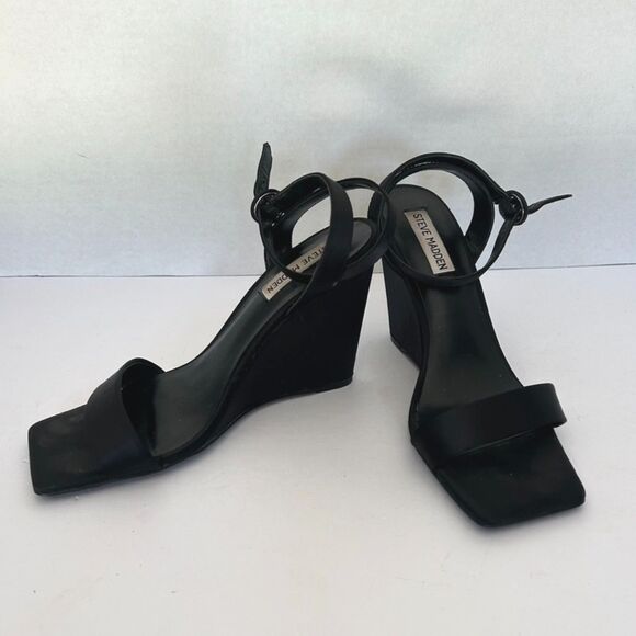 Steve Madden, Black Satin Square Toe, Ankle Strap Wedge Heel, sz 8, Chic Classic - Picture 1 of 6
